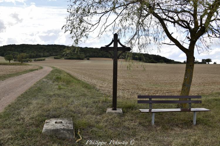 Croix de carrefour d’Amazy un patrimoine