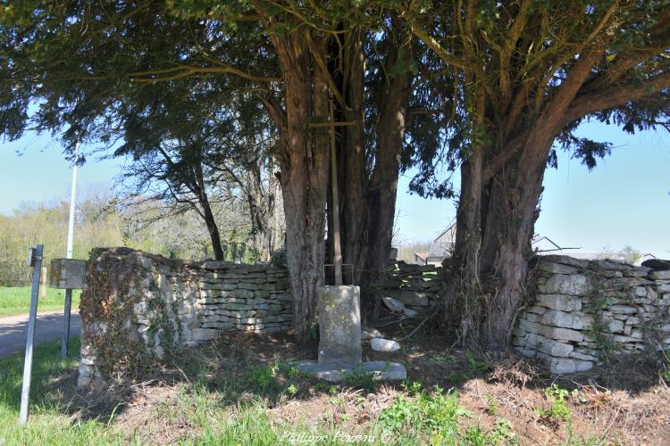 Croix du carrefour de Bel Air