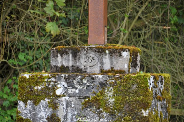 La croix de Bernière