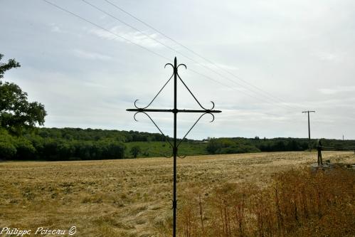 Croix de Bourras la Grange Nièvre Passion