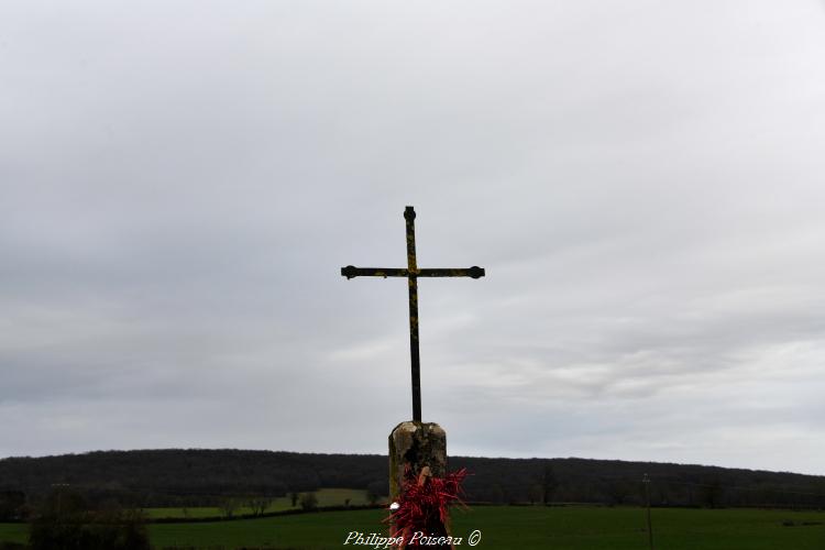 Croix de carrefour de Champlemy