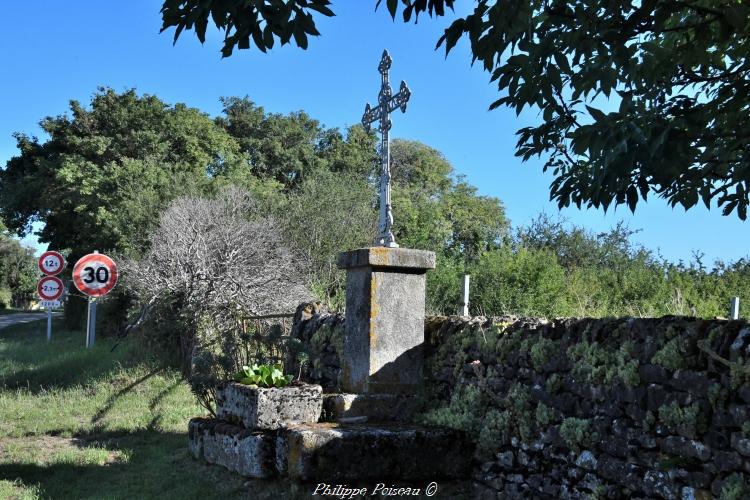 La croix de Cropigny