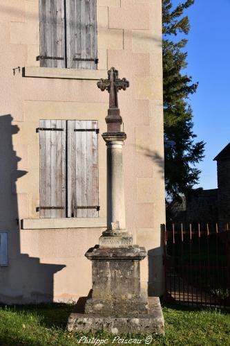 Croix de Cuncy Les Varzy un patrimoine vernaculaire