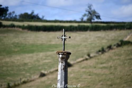 Croix de Frasnay Reugny Nièvre Passion