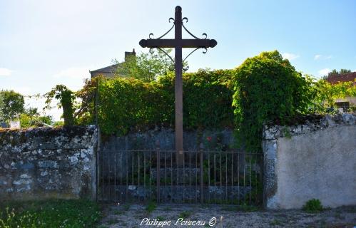 Croix de Frasnay Reugny Nièvre Passion