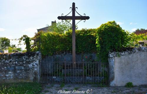 Croix de Frasnay Reugny