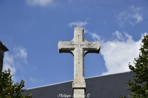 Croix du village de Gouloux