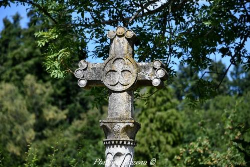 Croix de L'Huis Vacher 