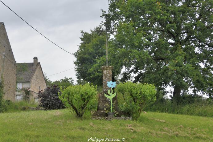 Croix de L'Huy Maréchal un patrimoine