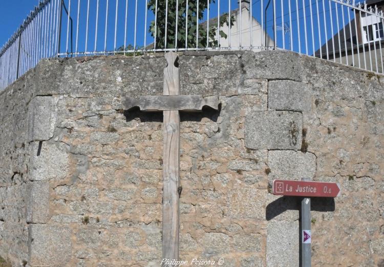 Croix de La Justice 