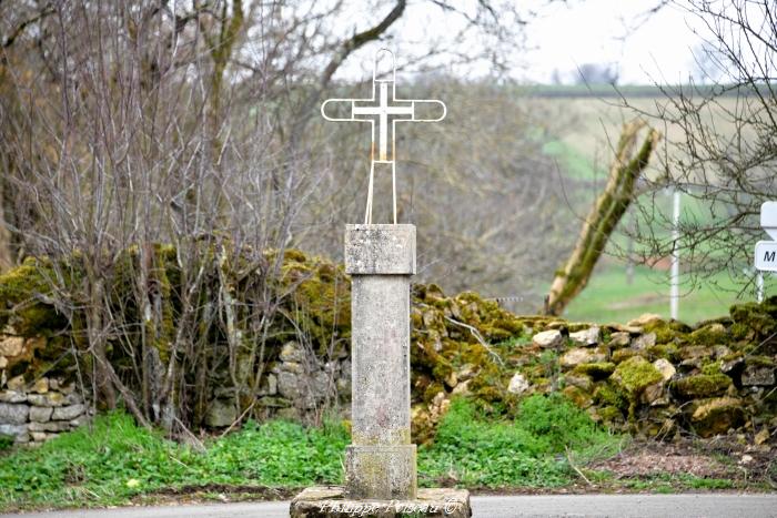 Croix de « Le Petit Marais » un patrimoine