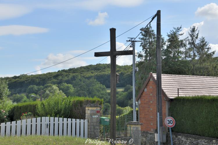 La croix de Montigny un patrimoine