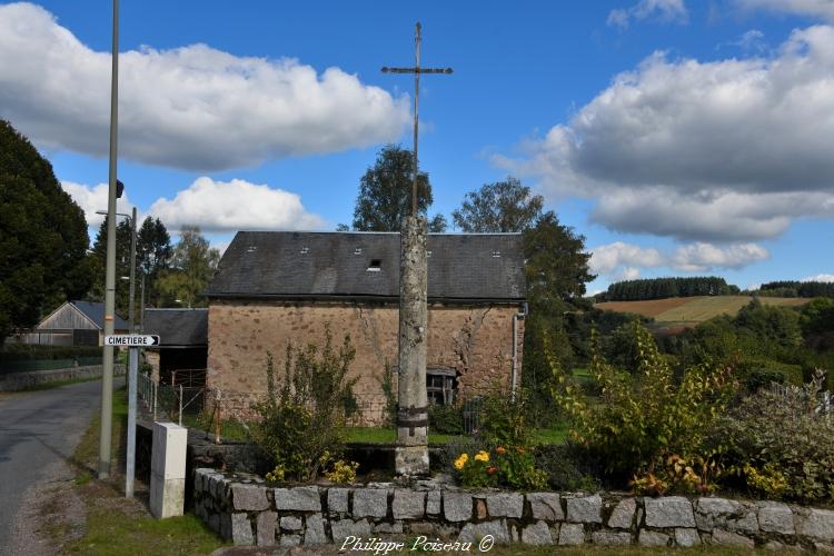 Croix de carrefour de Moux un patrimoine