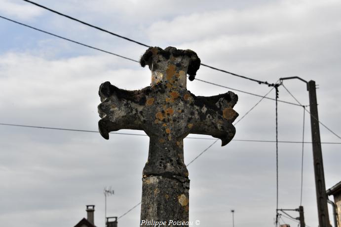 Croix de Neuffontaines