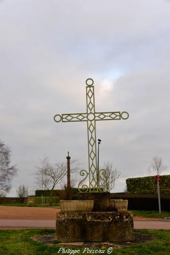 Croix de Saint-Ouen-sur-Loire un patrimoine vernaculaire