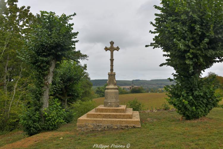 La croix de Sainte Solange