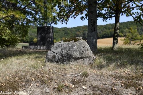 Pierre des morts de Teigny