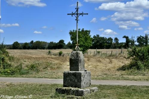 Croix de Valentinges Nièvre Passion