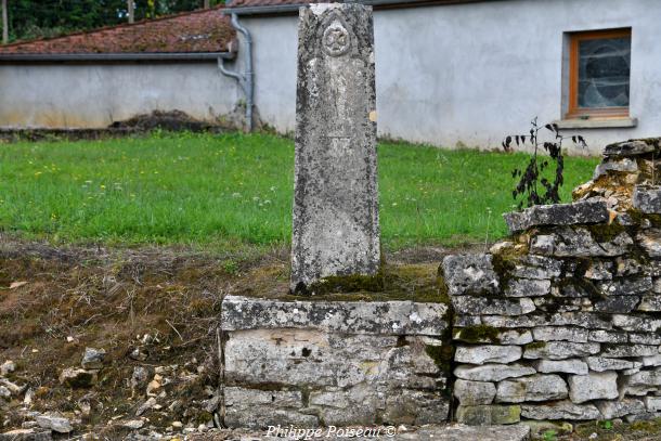 Croix de Villiers Sur Beuvron