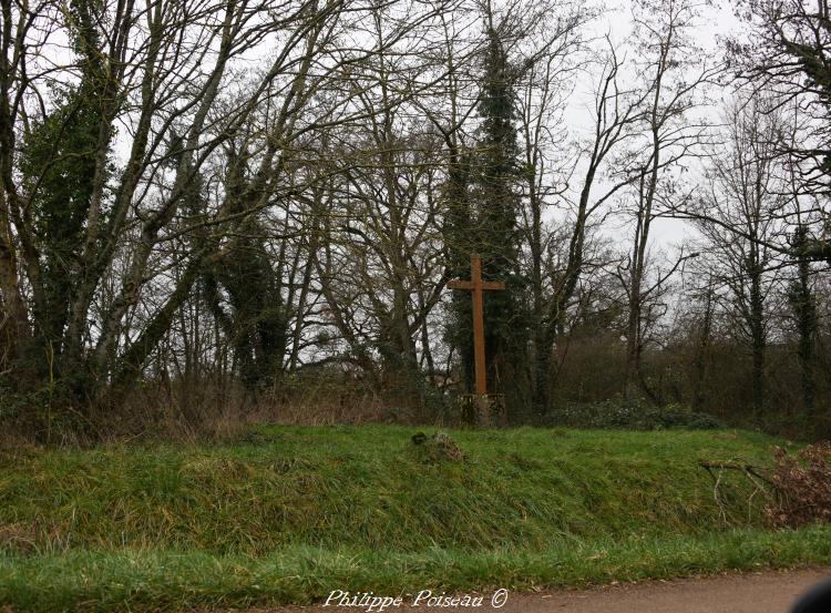 La croix sur la route d'Anthien