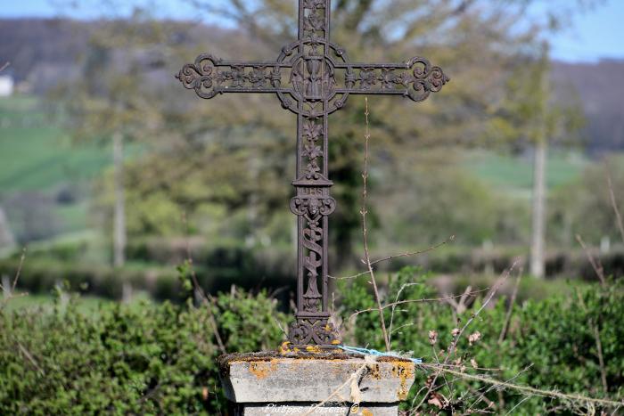 Croix de carrefour La Billerette