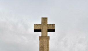 Croix de carrefour d'Empoussoué