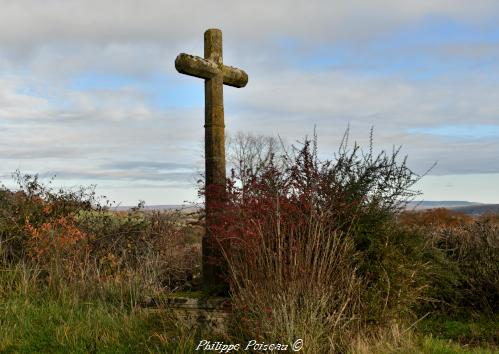 Croix de carrefour de Corvol d'Embernard