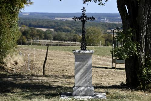 Croix de l' Assomption de Bouhy