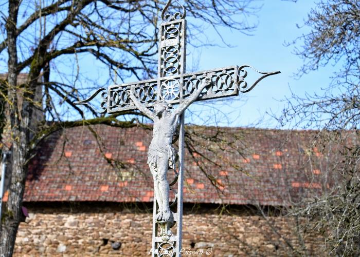 Crucifix de Saint André en Morvan