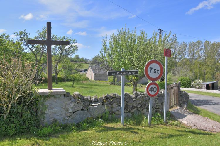 La croix de la rue Beugnon