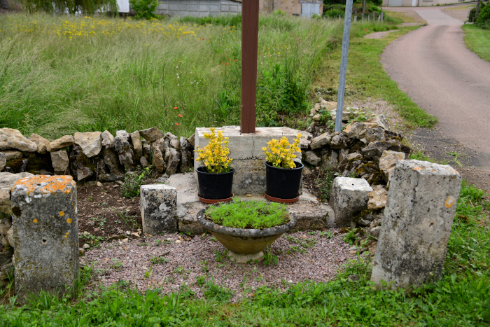 Croix de la source d'Ardan