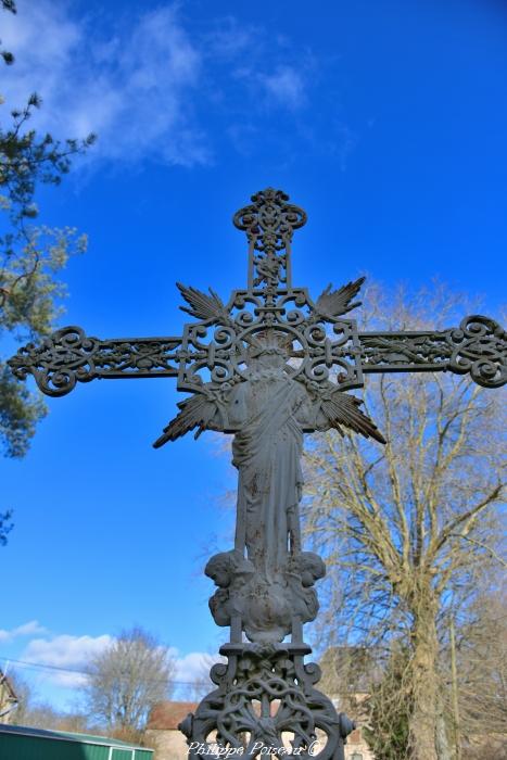 Croix de l'église de Saint-Franchy