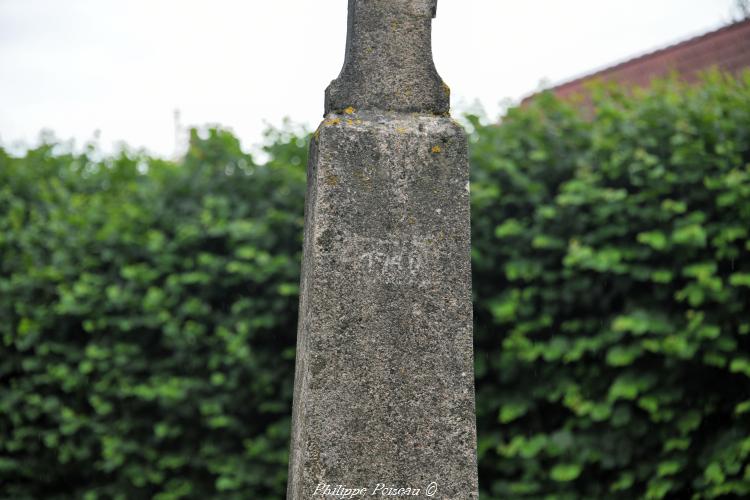 Croix des bois du Four de Lormes