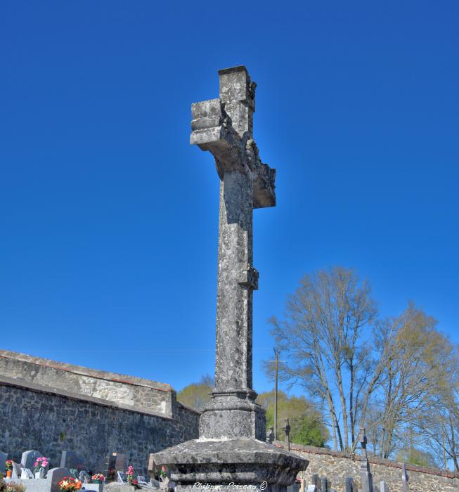 Croix monumentale du Cimetière de Ternant
