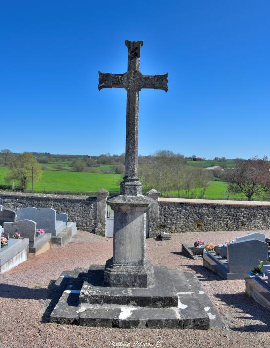 Croix monumentale du Cimetière de Ternant