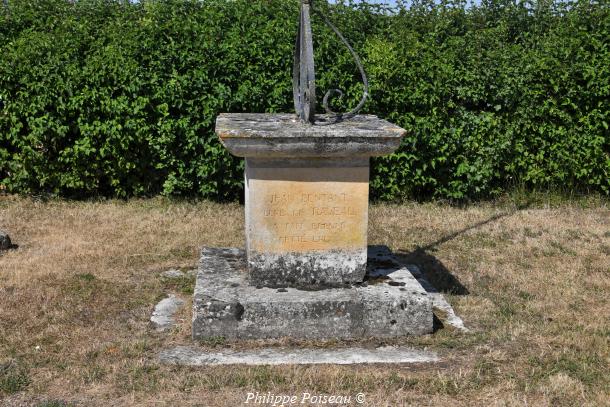 Croix du Curé de Raveau