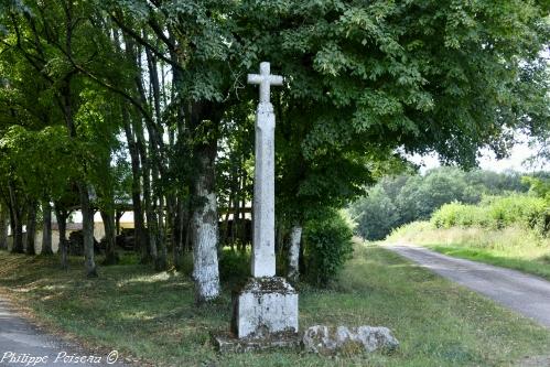 La Croix du Pontot un patrimoine vernaculaire de Cervon