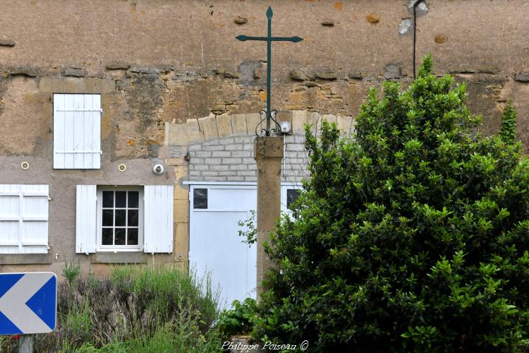 Croix du bas de Courcelles un patrimoine