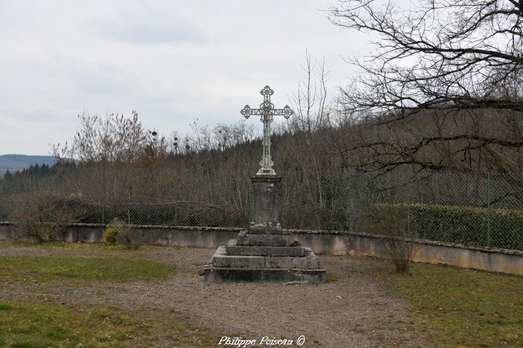 Croix du cimetière de Gacogne