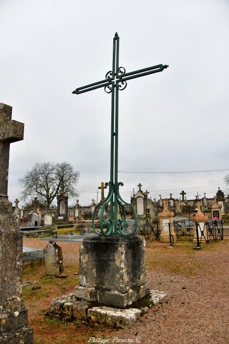 Croix du cimetière de Crux la Ville