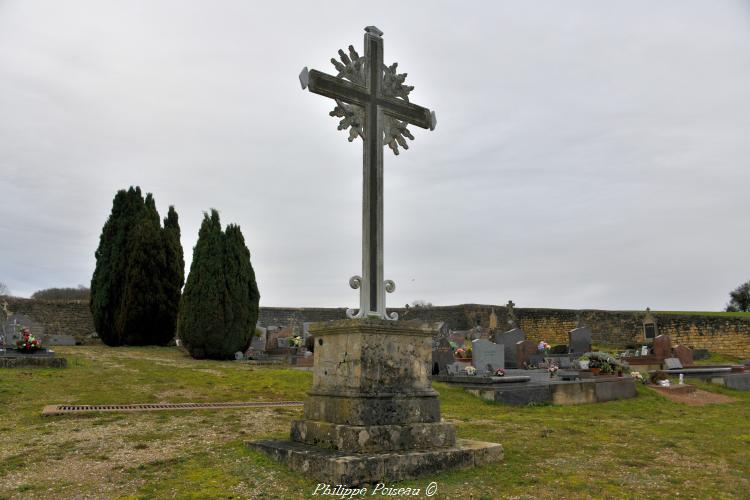 Croix du cimetière d'Oudan