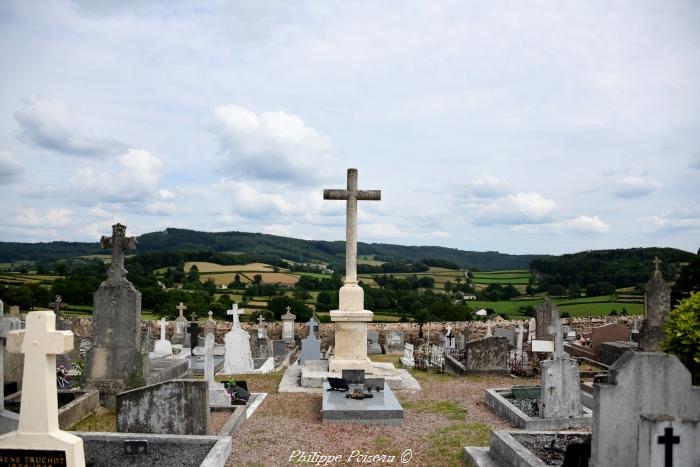 Croix du cimetière de Mhère un patrimoine.