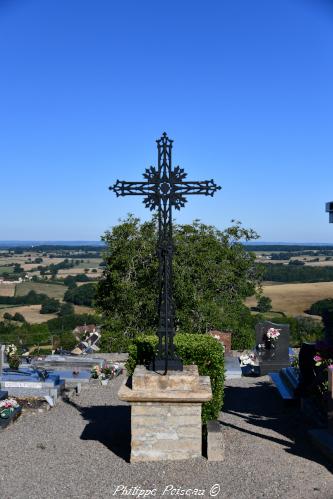 Croix du cimetière de Onlay un patrimoine vernaculaire