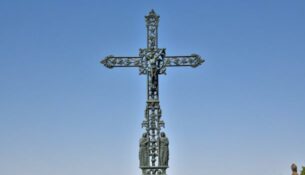 Croix du cimetière de Raveau