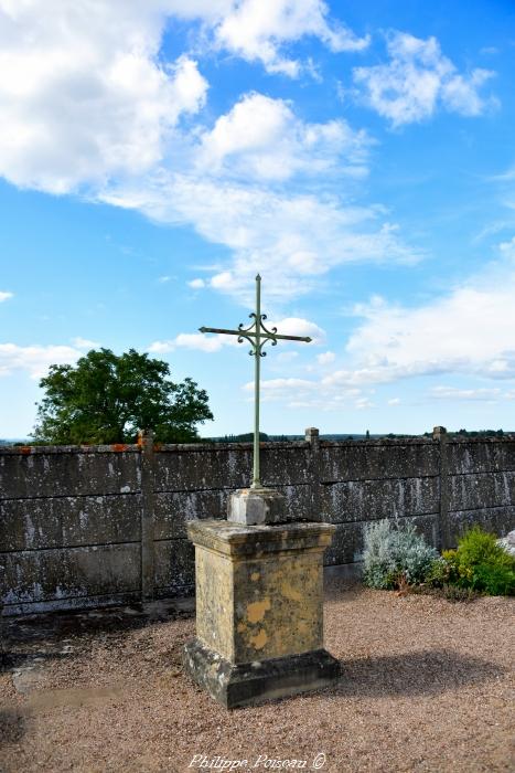 Croix du cimetière de Saint-Ouen-sur-Loire