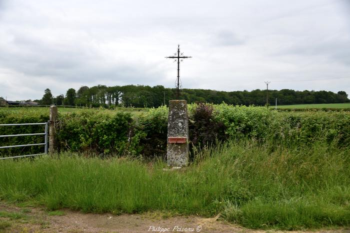 Croix du hameau de Prélichy