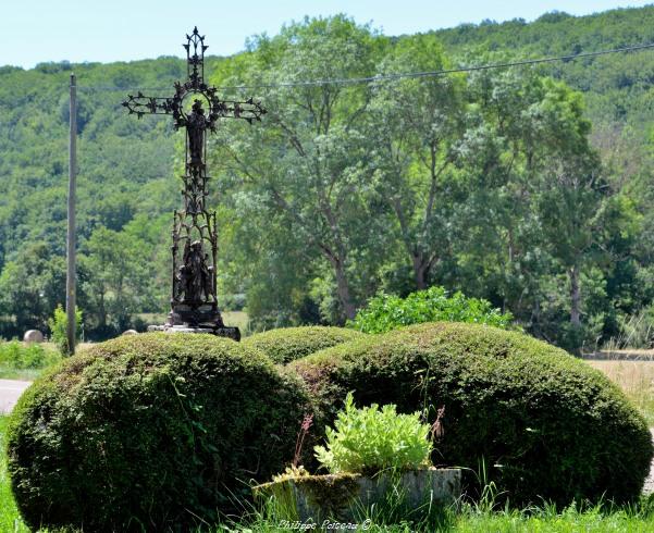 Croix de Taconnay Nièvre Passion