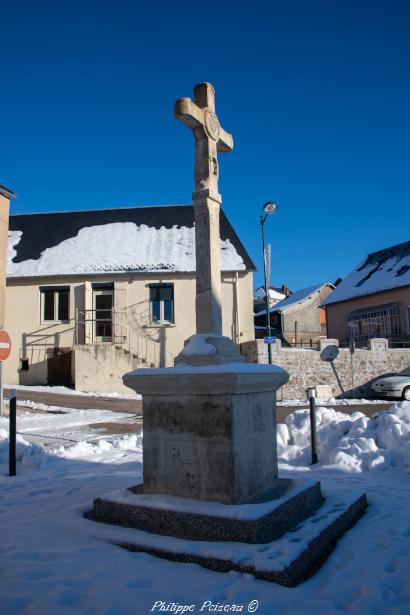 Croix monumentale d'Arleuf