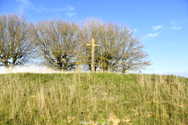 Croix de Corvol d'Embernard