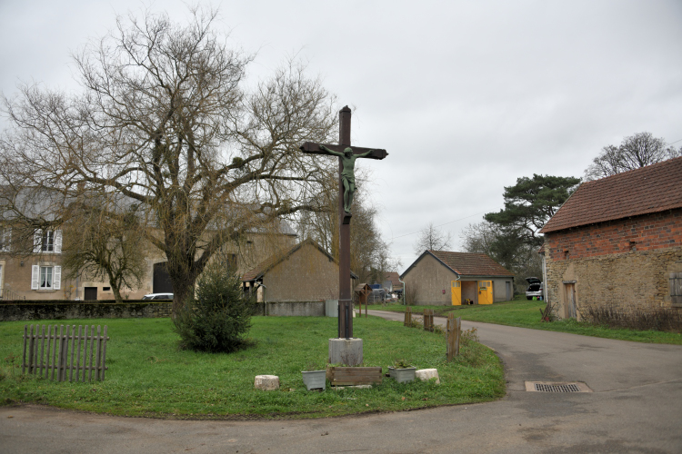 Le crucifix de Sauvigny